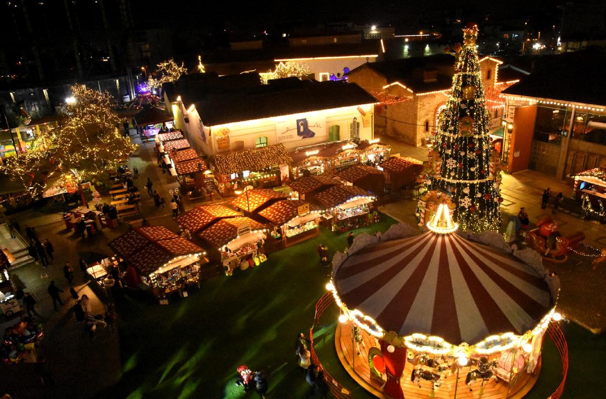 Christmas in Athens 2026: Markets, Lights, Traditions & What's Open