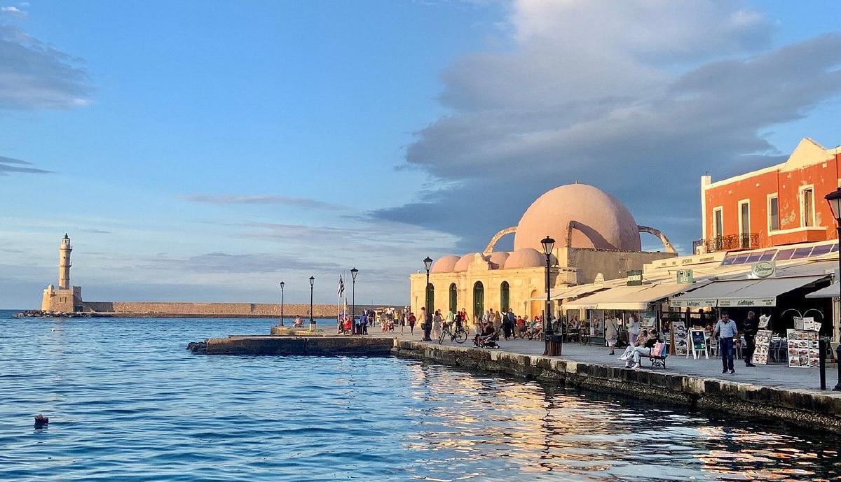 Athens to Crete: Ferry vs Flight + How to Get There (2026)